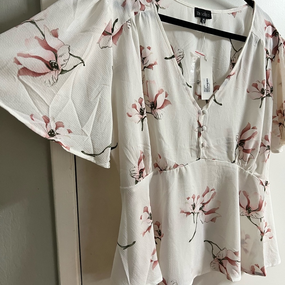 NWT Forever 21+ Floral Peplum Top 2X